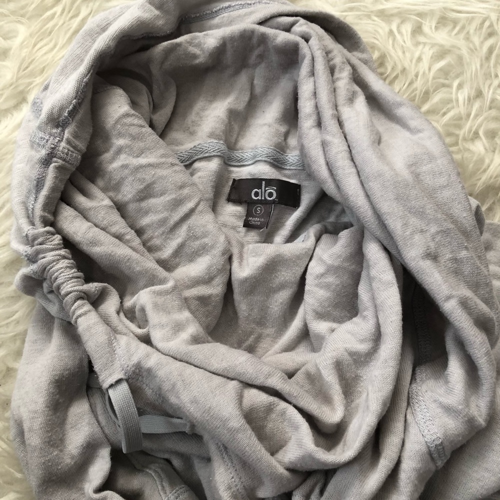 Unique Sweater - image 3